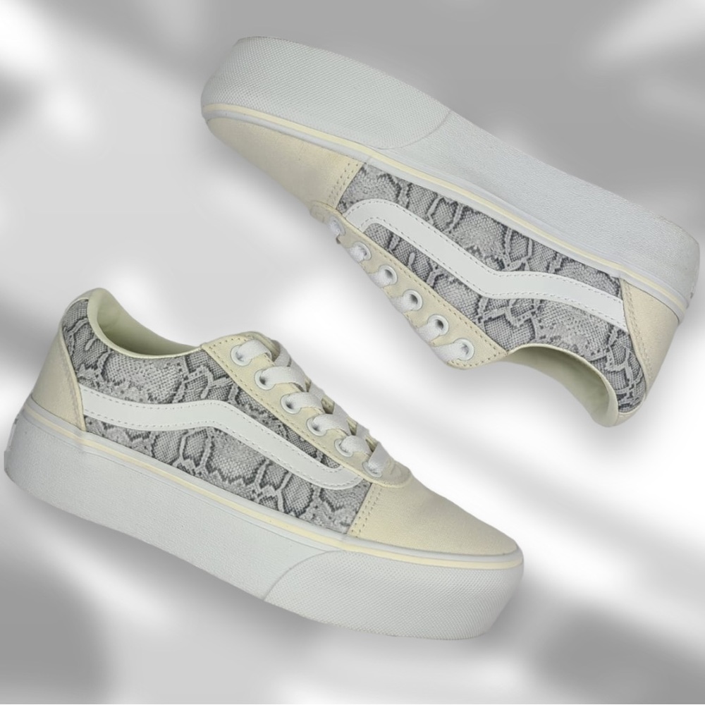 VANS WARD LO PLATFORM SNEAKER - WOMEN'S SIZE 6 - Picture 2 of 3